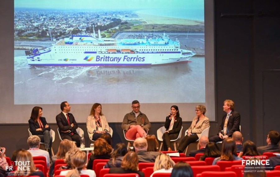 Millenium press conference - edited.jpg