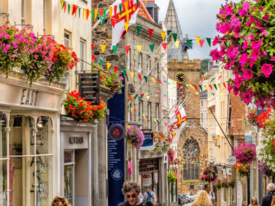 Un été riche en festivals, musique et traditions à Guernesey