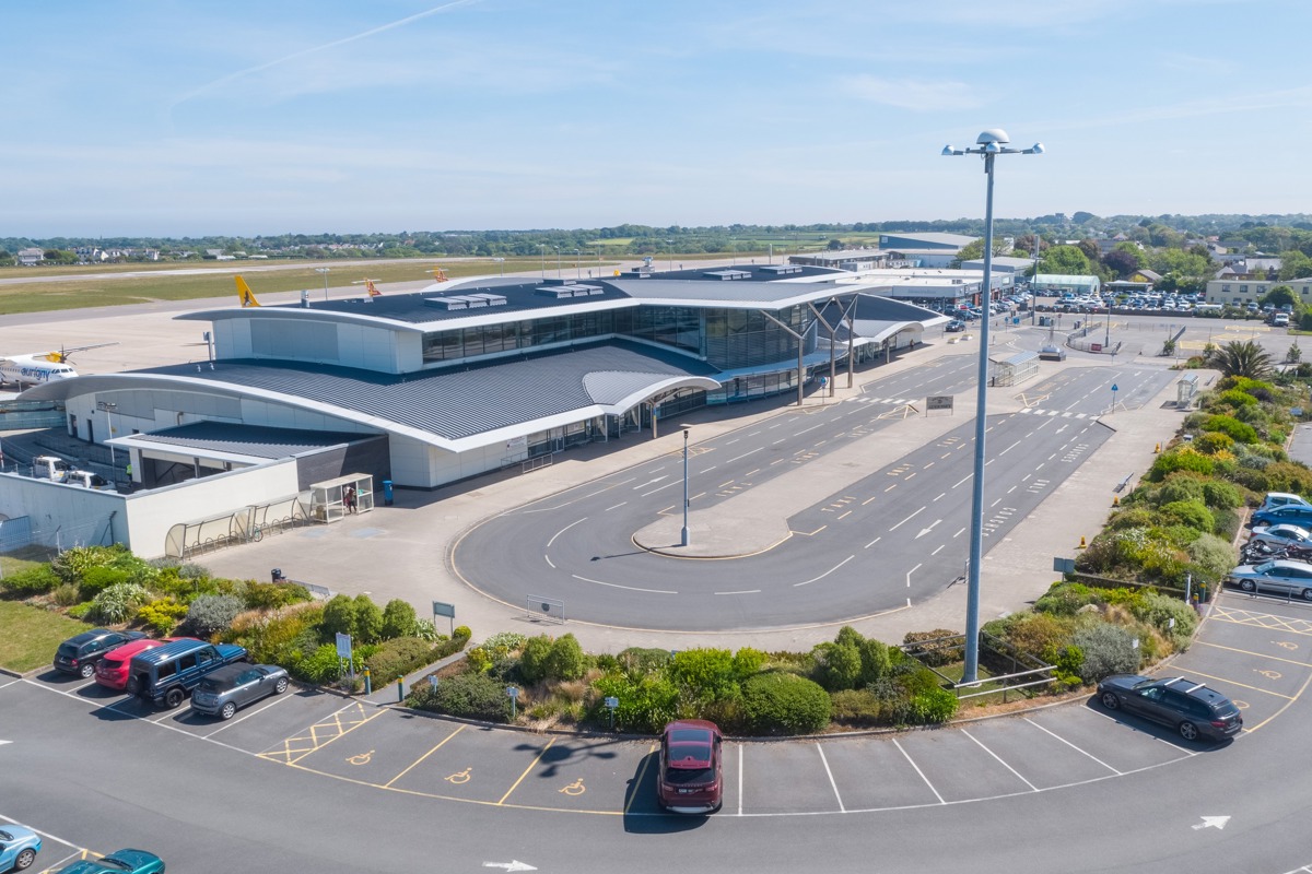 Direct flights from Switzerland return in 2026