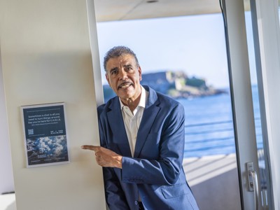 VisitGuernsey launches new men’s mental health initiative with Chris Kamara  