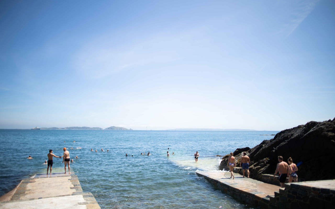 etienne-laine-bathing-pools-summer-swim.jpg