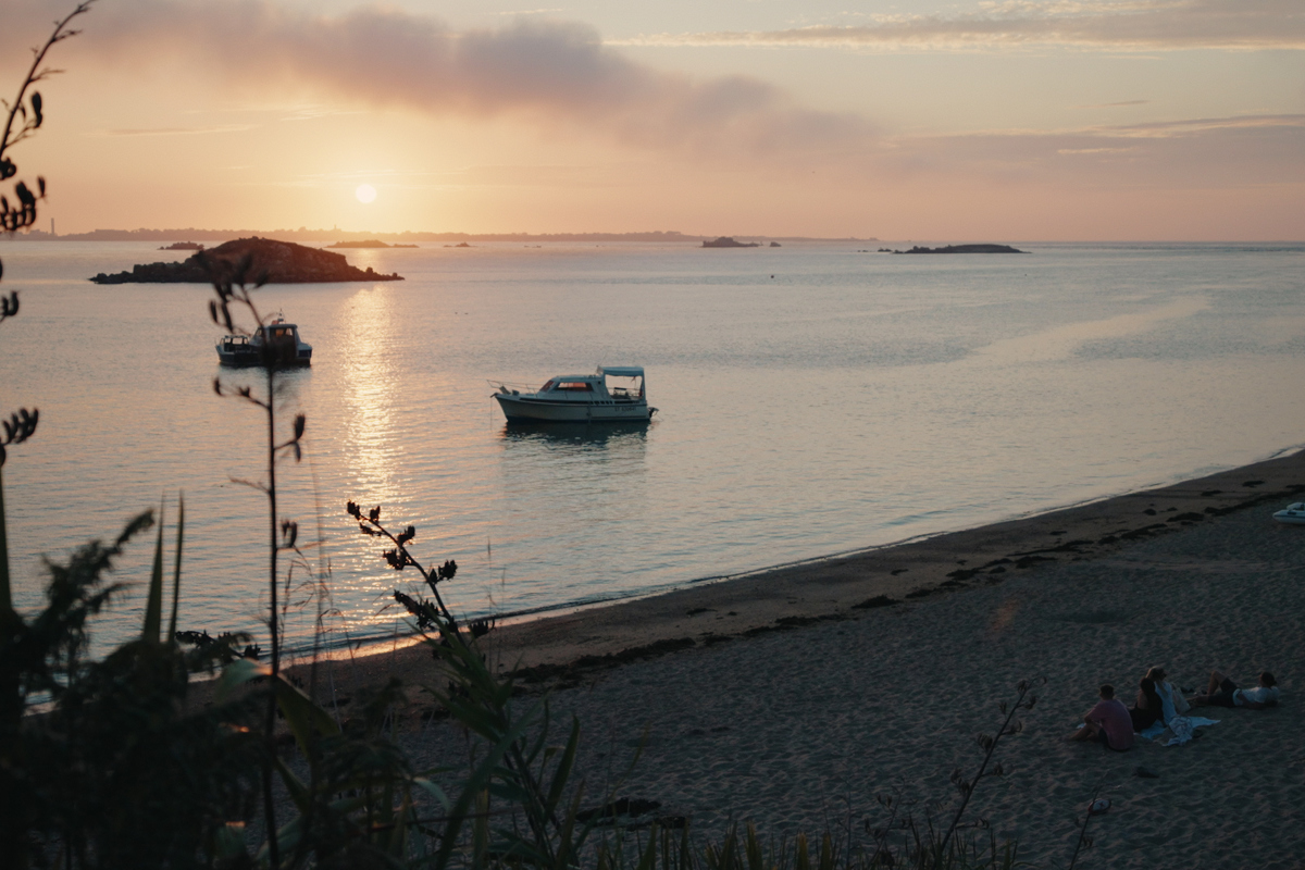 Guernsey Champions Visitor Excellence with New Ambassador Training Initiative